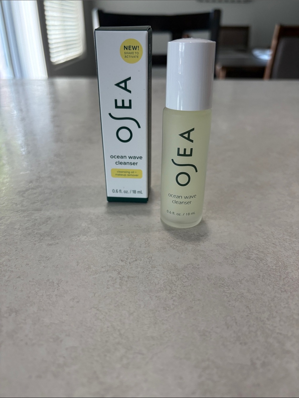 Sea Ocean Wave Cleanser - Pale Yellow Bottle with White Cap